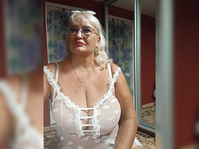 Jemma-Cori live cam on BongaCams
