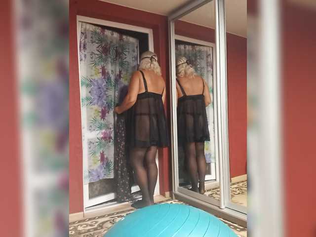 Jemma-Cori live webcam show