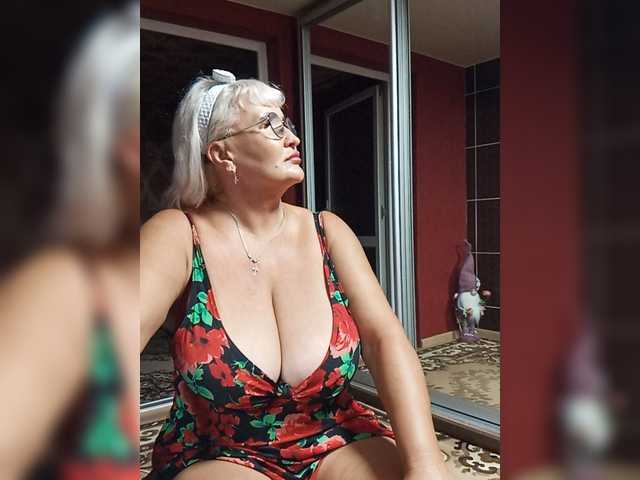 Jemma-Cori live cam on BongaCams