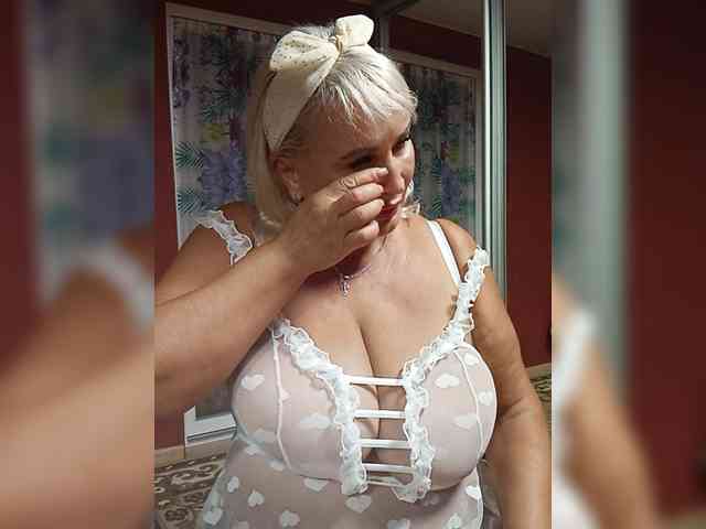 Jemma-Cori webcam