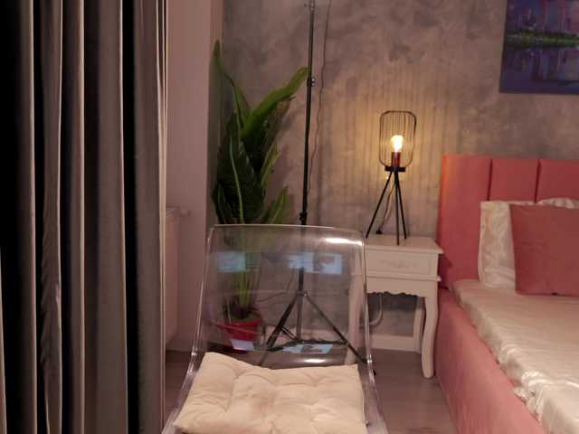 alisonitaaa live cam on BongaCams