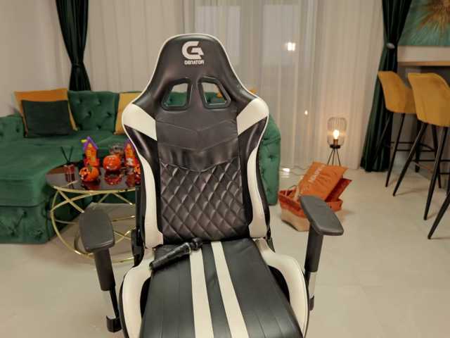 alisonitaaa live cam on BongaCams