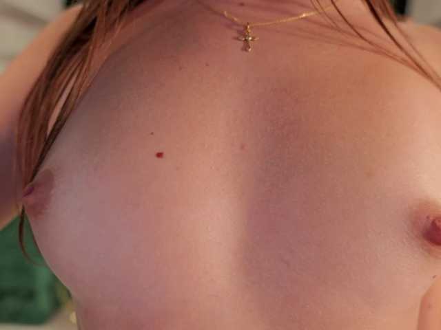 alisonitaaa live cam on BongaCams