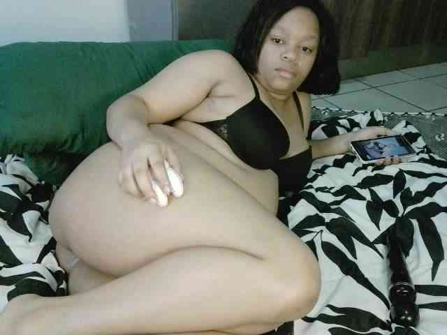 thiquekitten webcam