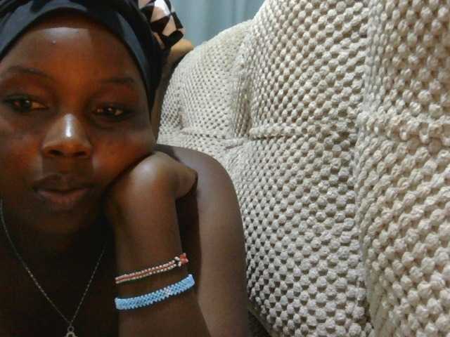 theedee Live Cam and Statistics on UnifiedCams