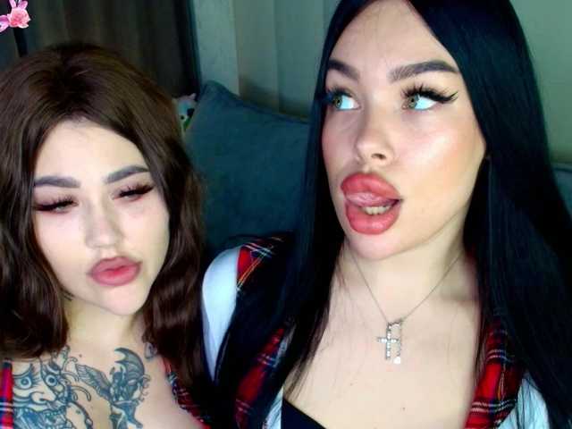 le modèle katerine-Monroe est en webcam porno dans un show sur le site bongacams, il possède les tags suivants: White/Caucasian,Brunette,Shaved