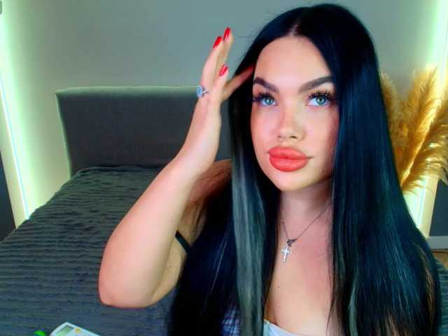 katerine-Monroe live cam on BongaCams