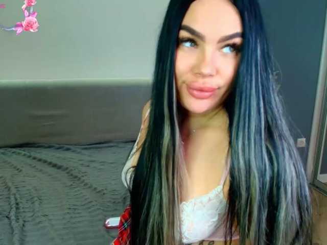 katerine-Monroe live cam on BongaCams
