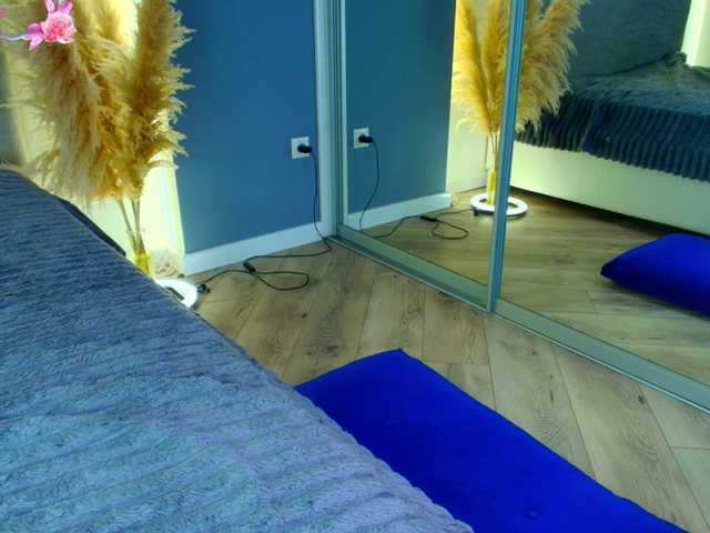 katerine-Monroe live cam on BongaCams