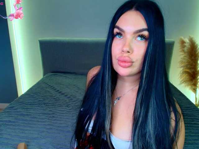 katerine-Monroe live cam on BongaCams