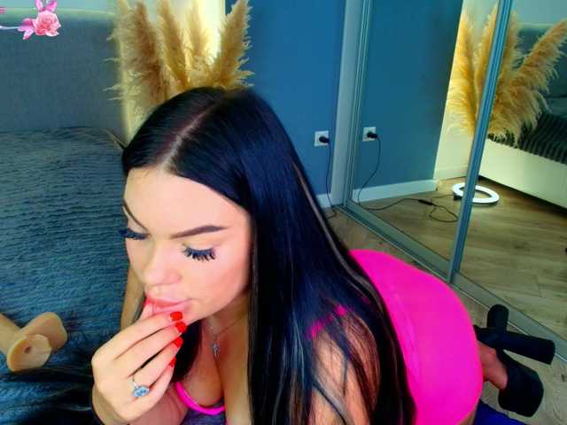 katerine-Monroe live cam on BongaCams