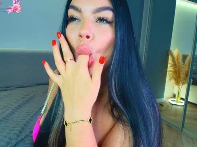 katerine-Monroe live cam on BongaCams