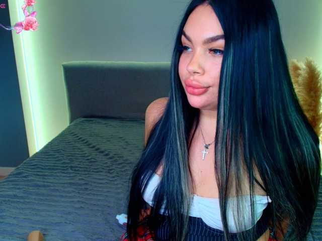 katerine-Monroe live cam on BongaCams