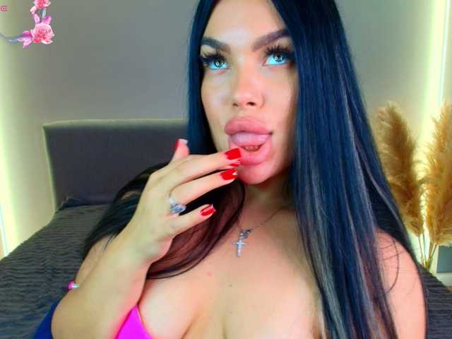 katerine-Monroe live cam on BongaCams