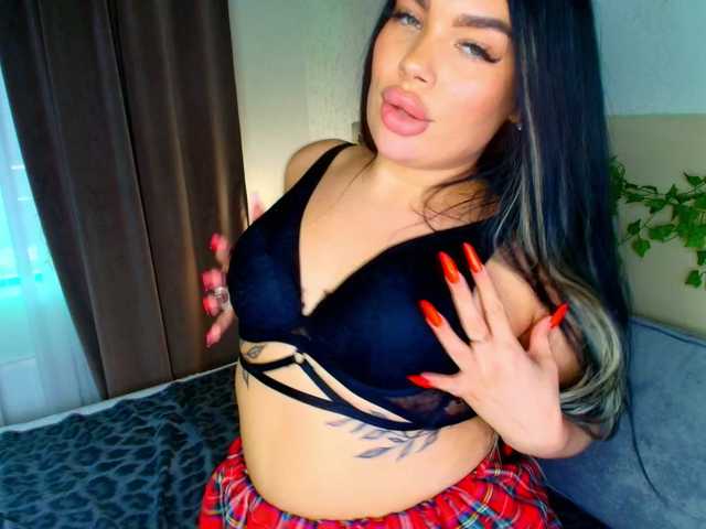 katerine-Monroe live cam on BongaCams