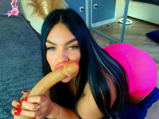 katerine-Monroe live cam on BongaCams