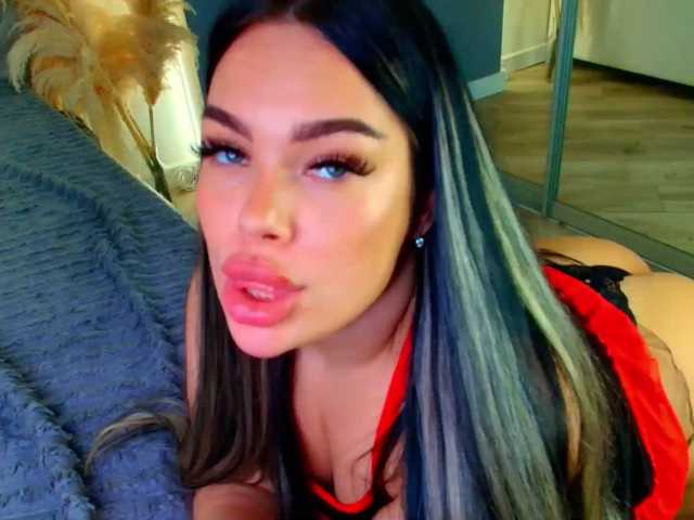 katerine-Monroe live cam on BongaCams