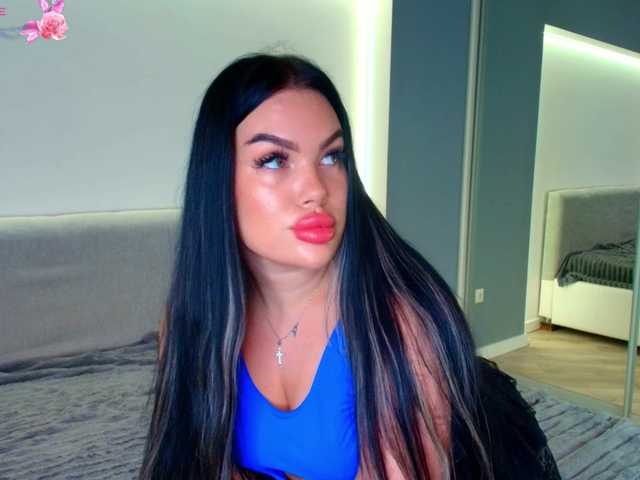 katerine-Monroe live cam on BongaCams