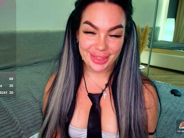 katerine-Monroe live cam on BongaCams