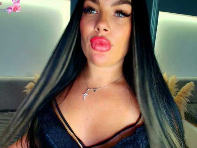 katerine-Monroe live cam on BongaCams