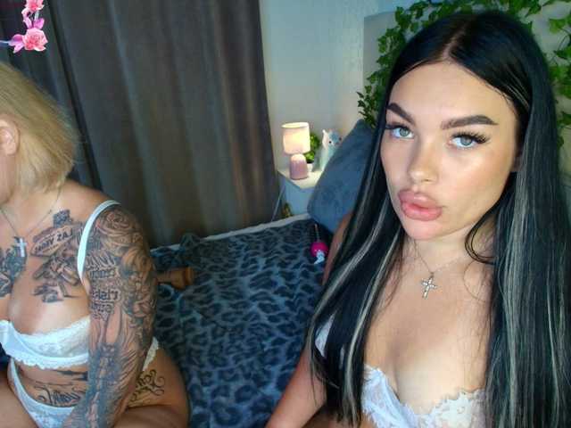 katerine-Monroe live cam on BongaCams