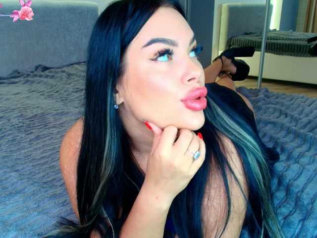 katerine-Monroe live cam on BongaCams