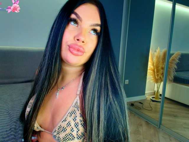 katerine-Monroe live cam on BongaCams