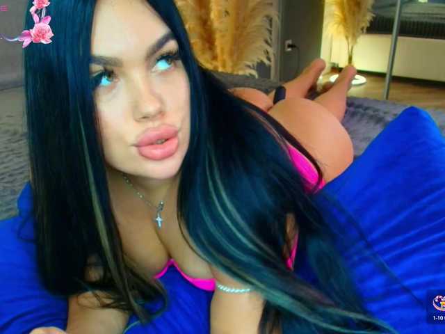 katerine-Monroe live cam on BongaCams