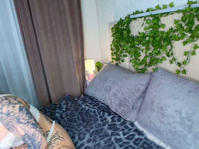 Sex chat gratuit in direct cu katerine-Monroe pe BongaCams