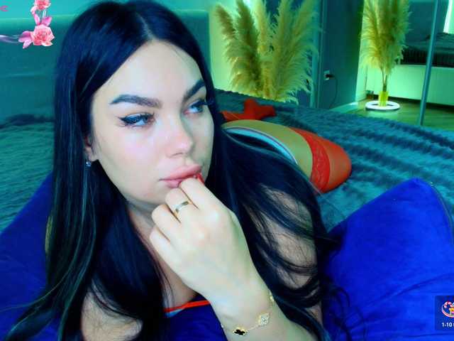 katerine-Monroe live cam on BongaCams
