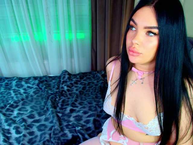 katerine-Monroe's BongaCams show and profile