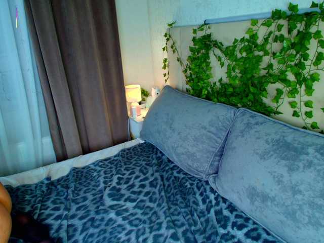 katerine-Monroe live cam on BongaCams