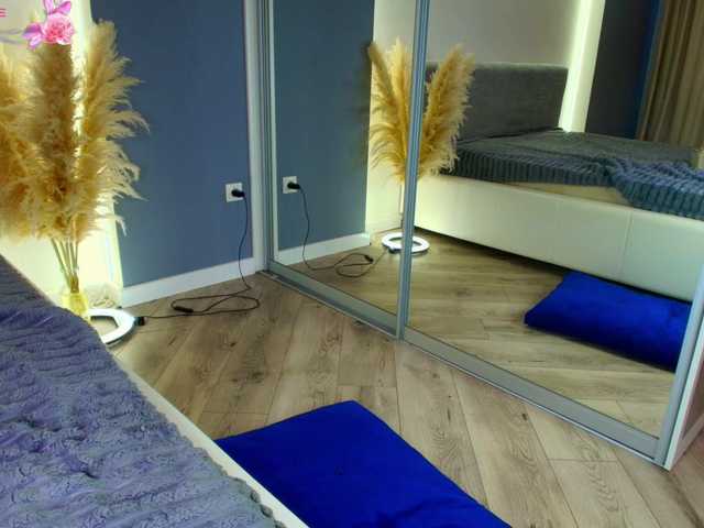 katerine-Monroe live cam on BongaCams