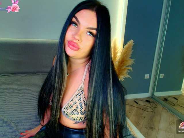 katerine-Monroe live cam on BongaCams