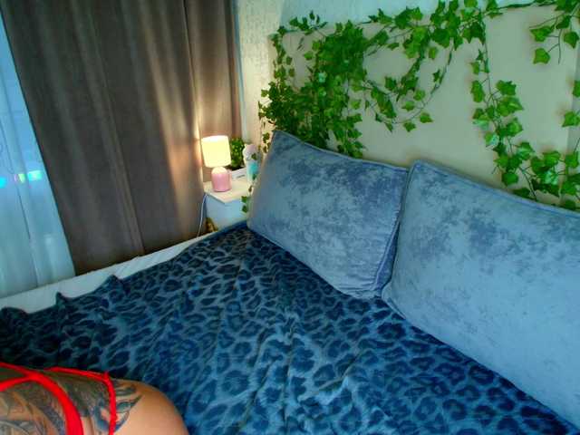katerine-Monroe live cam on BongaCams
