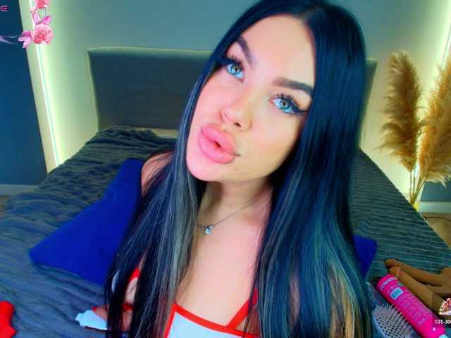 katerine-Monroe live cam on BongaCams