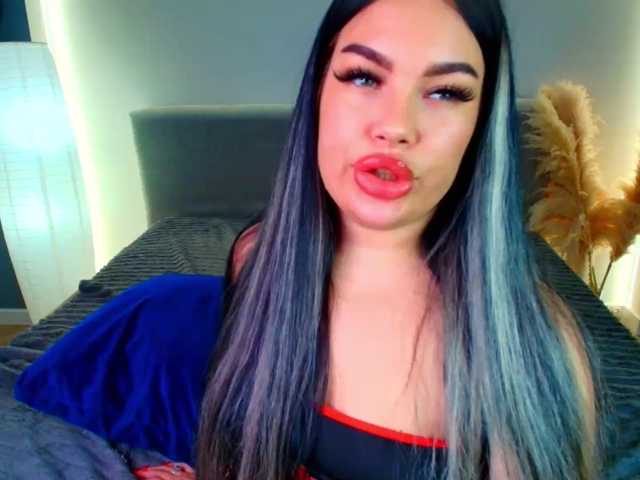 katerine-Monroe live cam on BongaCams