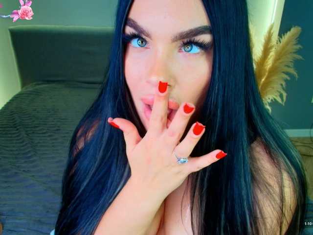 katerine-Monroe live cam on BongaCams
