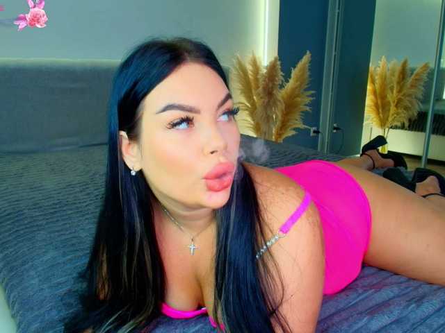 katerine-Monroe live cam on BongaCams
