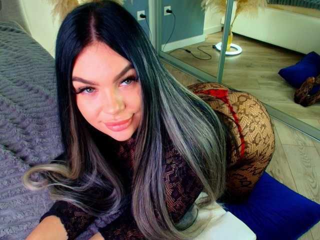 katerine-Monroe live cam on BongaCams