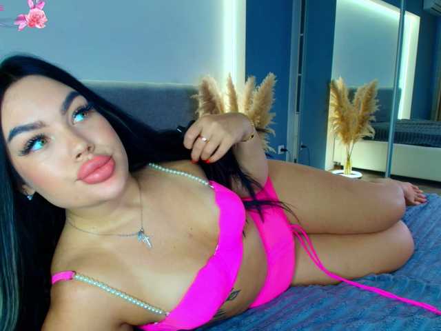 katerine-Monroe live cam on BongaCams