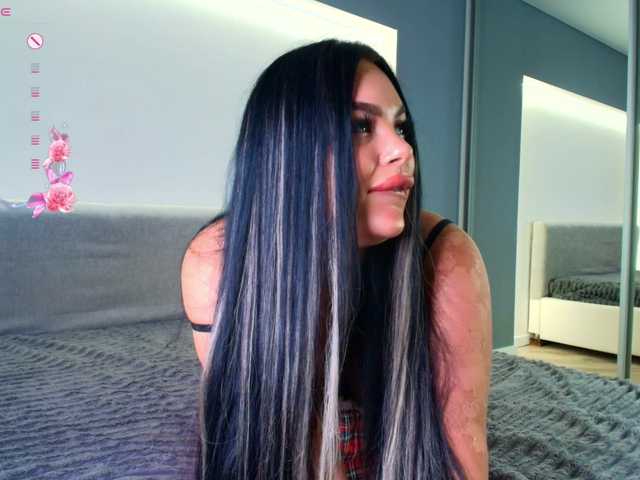 katerine-Monroe live cam on BongaCams