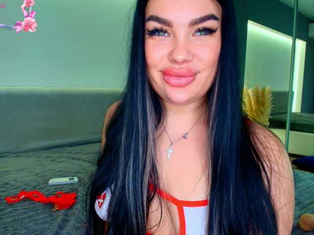 katerine-Monroe live cam on BongaCams