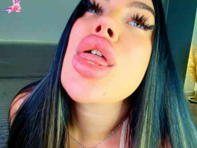 katerine-Monroe Live Webcam on BongaCams