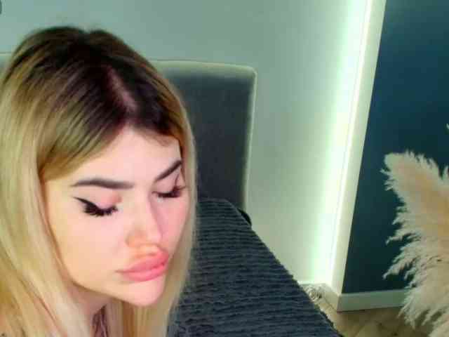 katerine-Monroe webcam