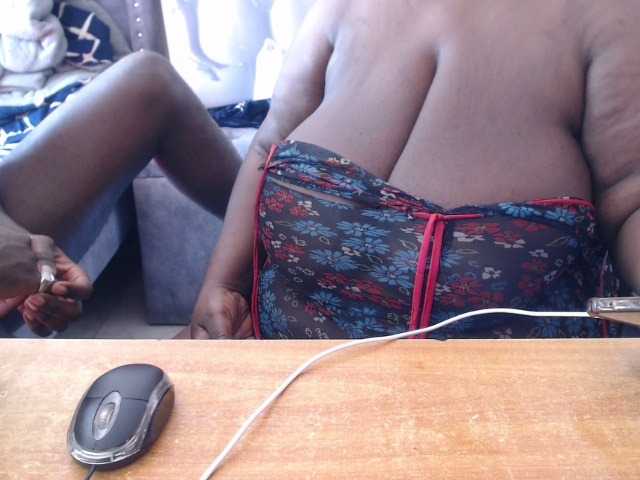 bigboobscoupls