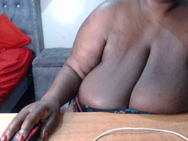 bigboobscoupls