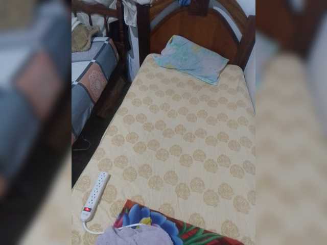 Perra-fresa live cam preview