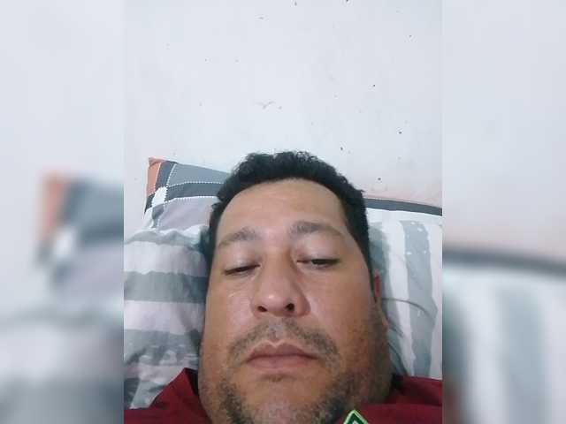 Perra-fresa live cam preview