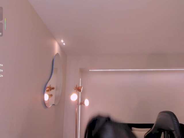 MayaMoretti live cam on BongaCams
